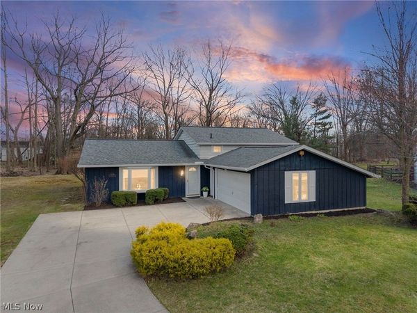 20541 Spruce Drive, Strongsville, OH 44149