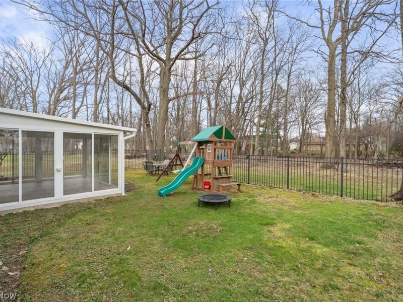 20541 Spruce Drive, Strongsville, OH 44149 Photo 34