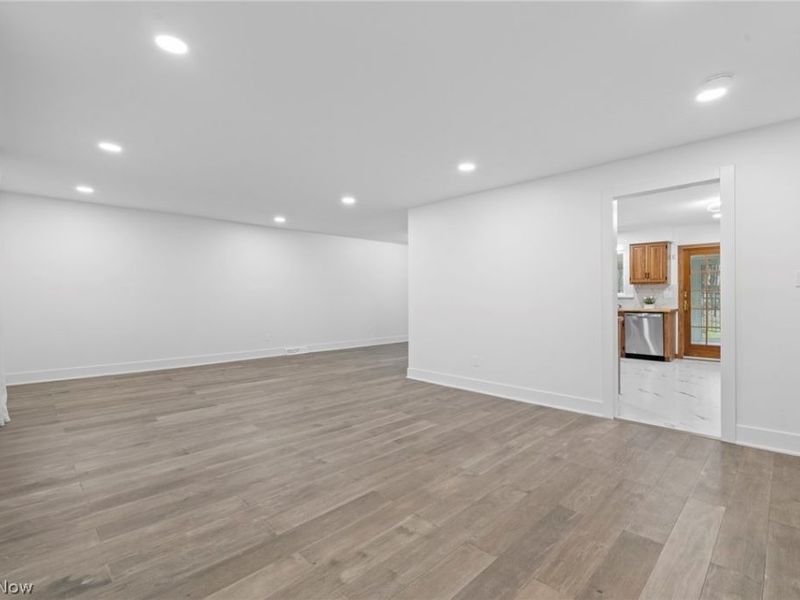 20541 Spruce Drive, Strongsville, OH 44149 Photo 4