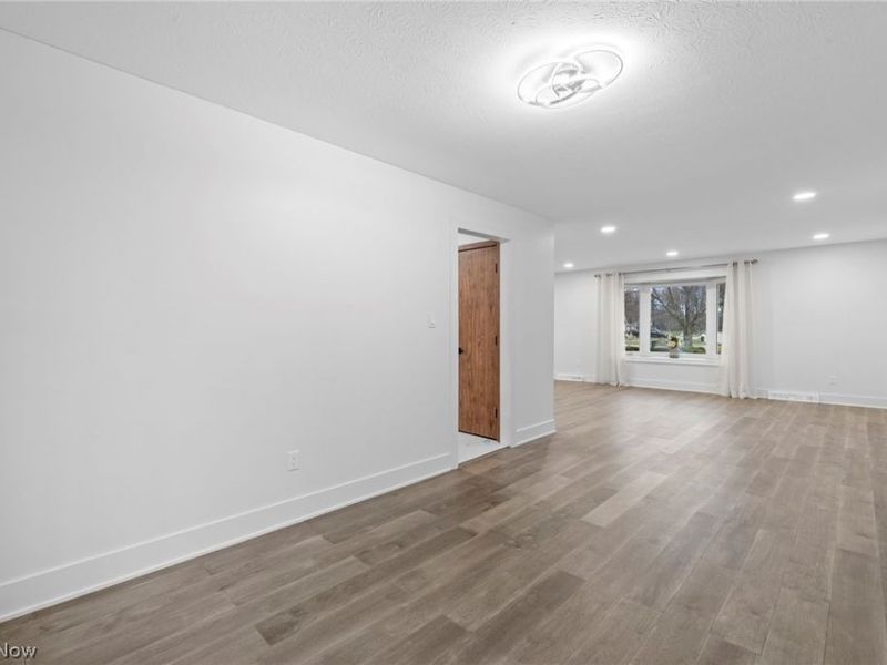 20541 Spruce Drive, Strongsville, OH 44149 Photo 9