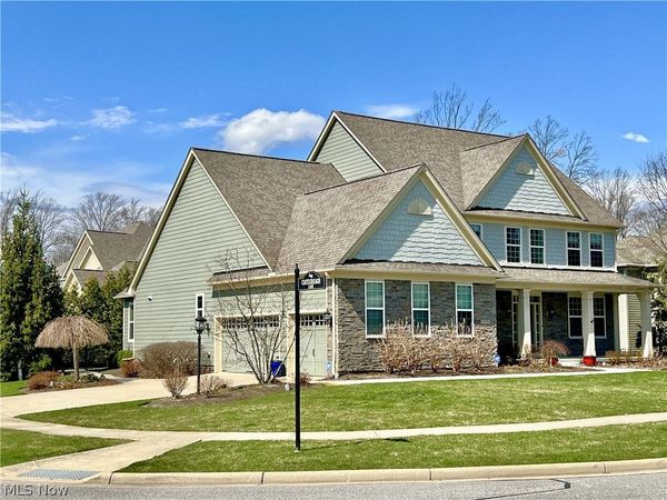 14292 Bentley Lane, Strongsville, OH 44136