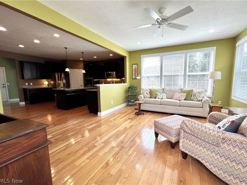 14292 Bentley Lane, Strongsville, OH 44136 Photo 19