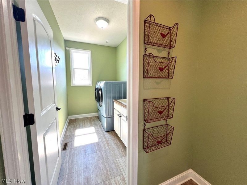 14292 Bentley Lane, Strongsville, OH 44136 Photo 40