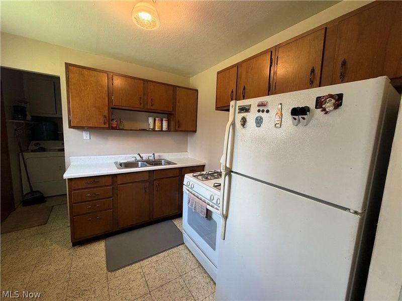 635 Sherwood Drive, Aurora, OH 44202 Photo 7