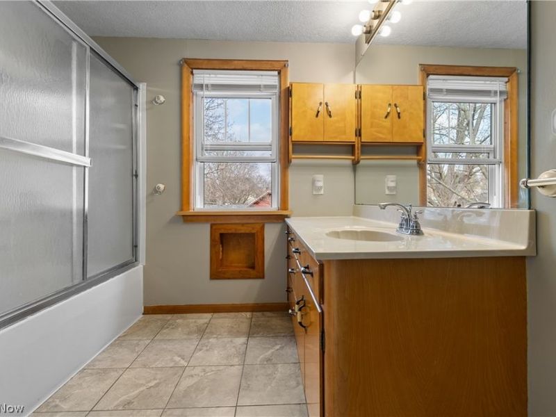 1109 E Front Street, Dover, OH 44622 Photo 15