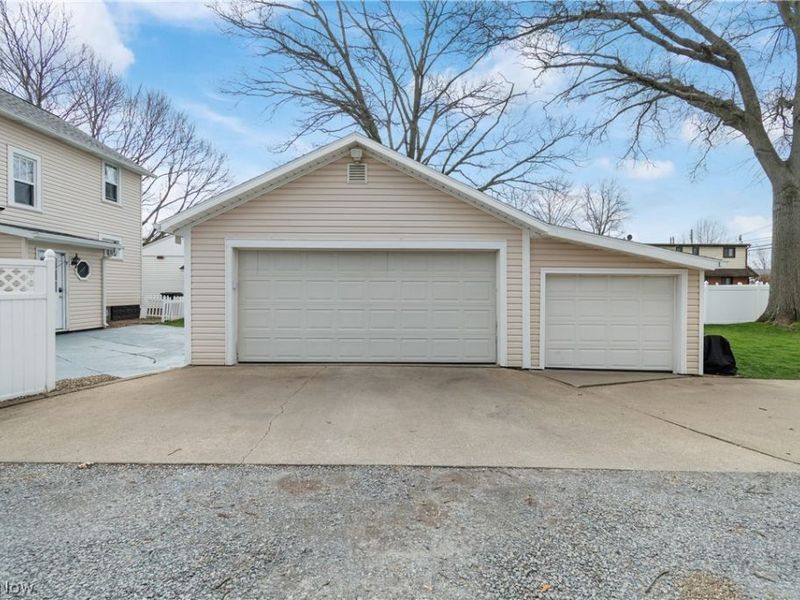 1109 E Front Street, Dover, OH 44622 Photo 29