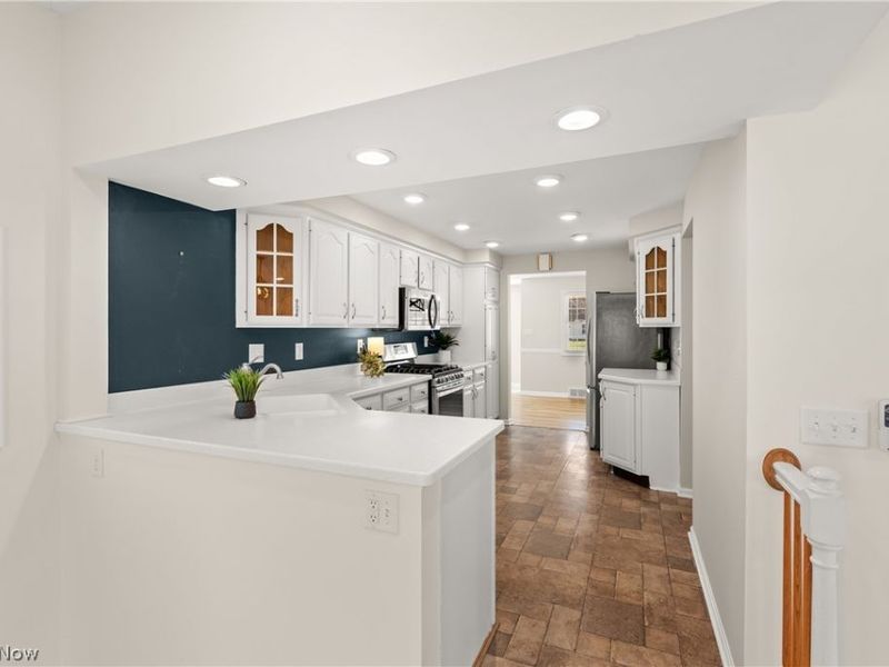 31100 Bexley Drive, Bay Village, OH 44140 Photo 16