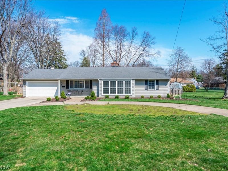 31100 Bexley Drive, Bay Village, OH 44140 Photo 2