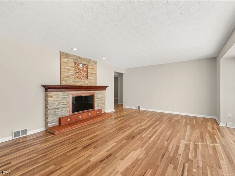 31100 Bexley Drive, Bay Village, OH 44140 Photo 4