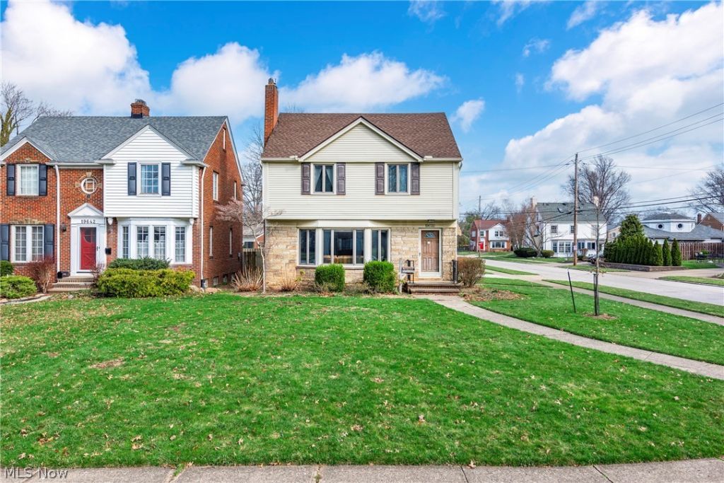 19632 Coffinberry Boulevard, Fairview Park, OH 44126