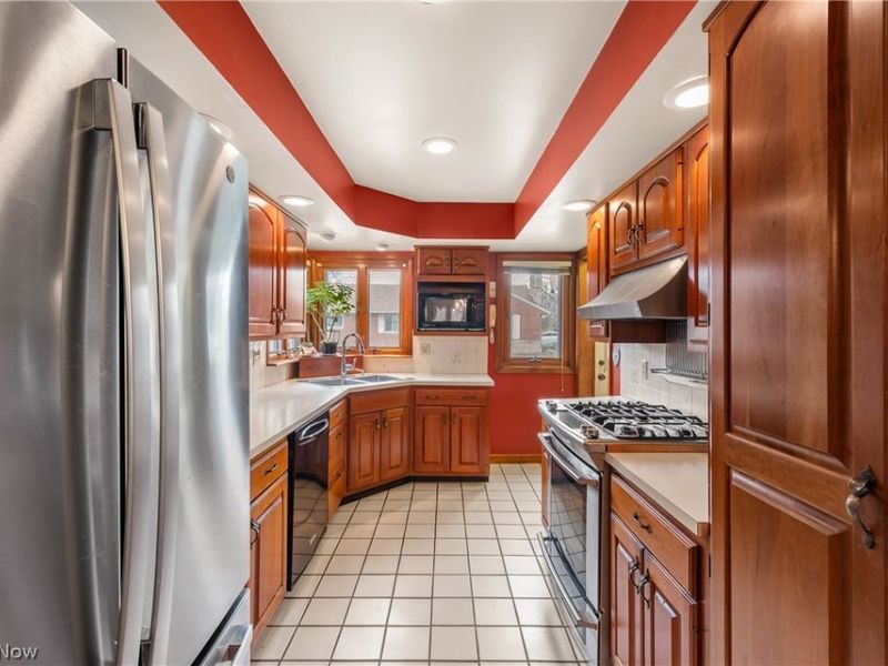 19632 Coffinberry Boulevard, Fairview Park, OH 44126 Photo 14