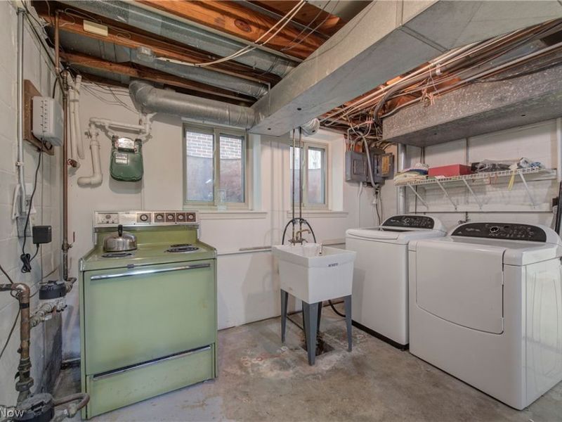 19632 Coffinberry Boulevard, Fairview Park, OH 44126 Photo 41