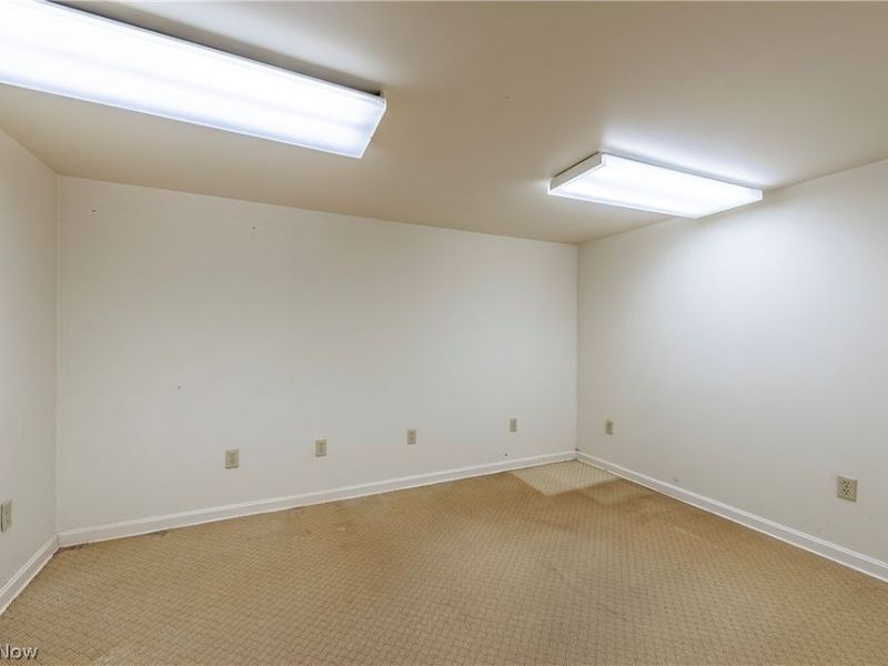 19632 Coffinberry Boulevard, Fairview Park, OH 44126 Photo 43