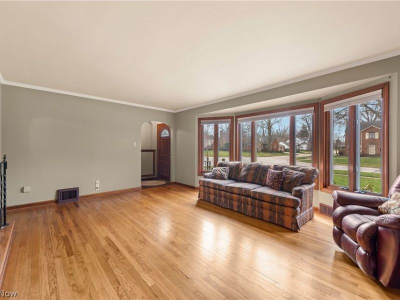 19632 Coffinberry Boulevard, Fairview Park, OH 44126 Photo 8