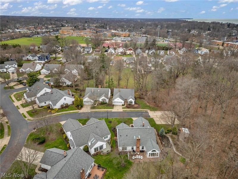 13 Laurel Drive, Rocky River, OH 44116 Photo 4