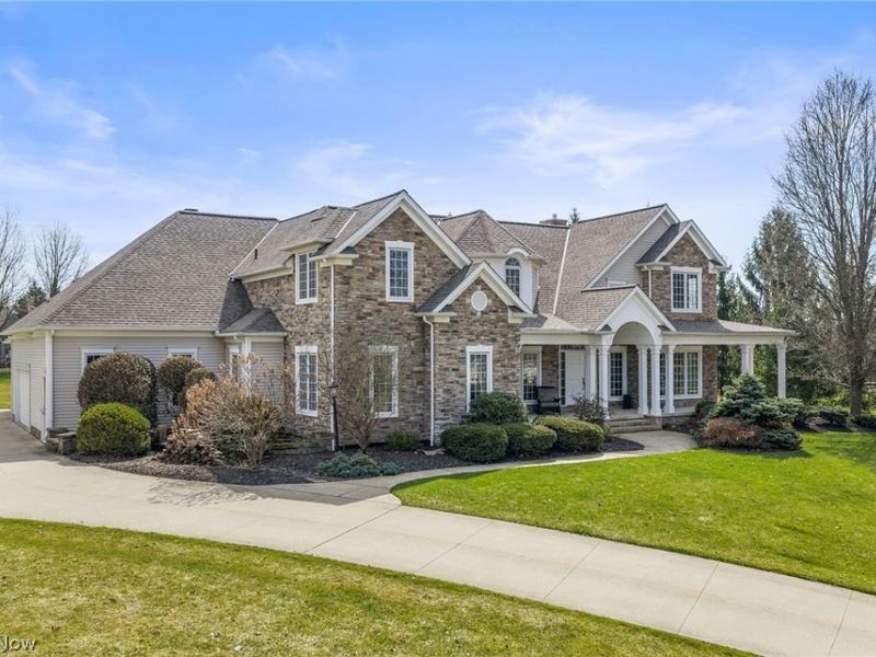 7674 Bergen Court, Hudson, OH 44236 Photo 2