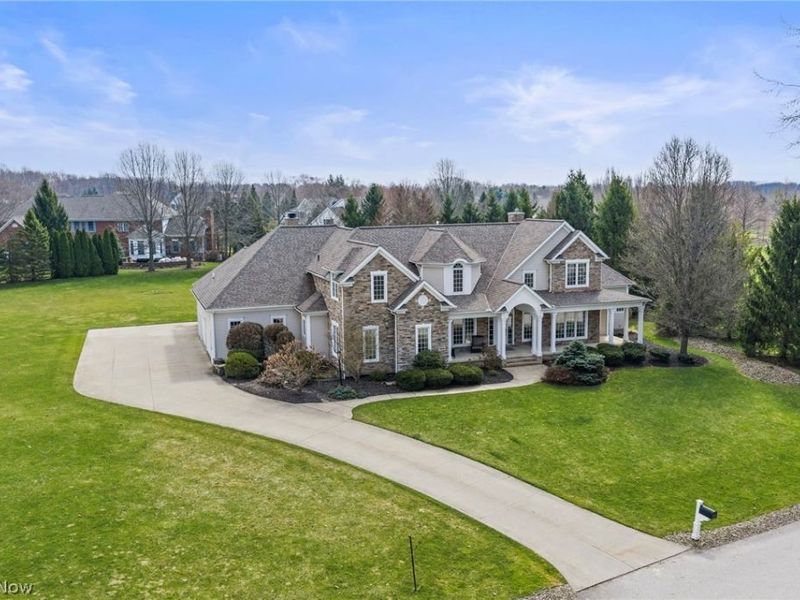 7674 Bergen Court, Hudson, OH 44236 Photo 3