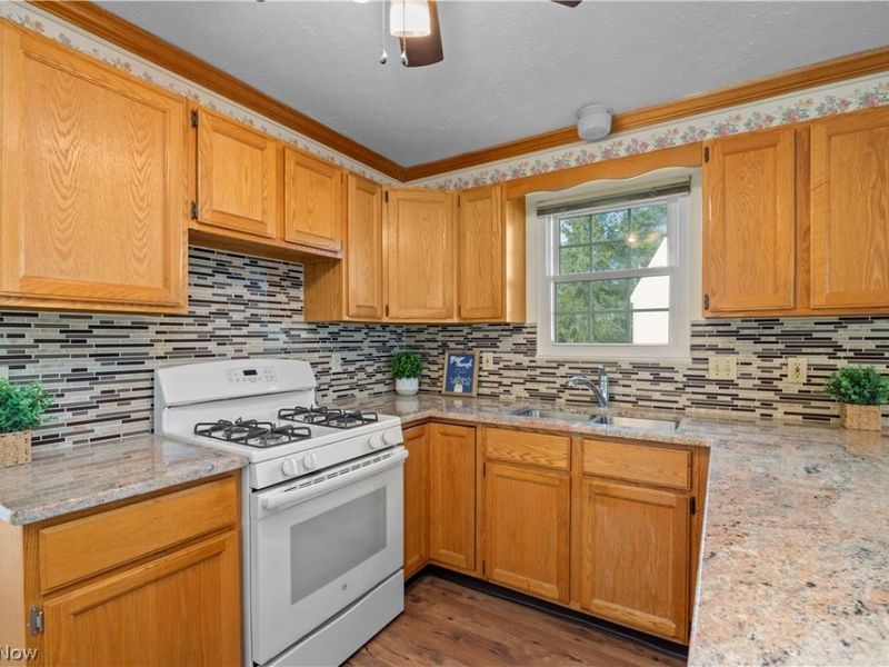 14443 Fullers Lane, Strongsville, OH 44149 Photo 6