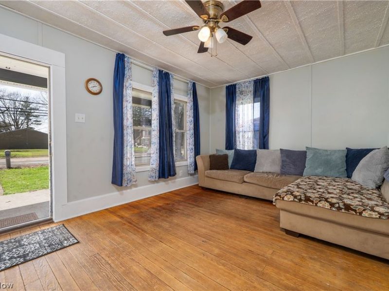 1817 Brightwood Road SE, New Philadelphia, OH 44663 Photo 7