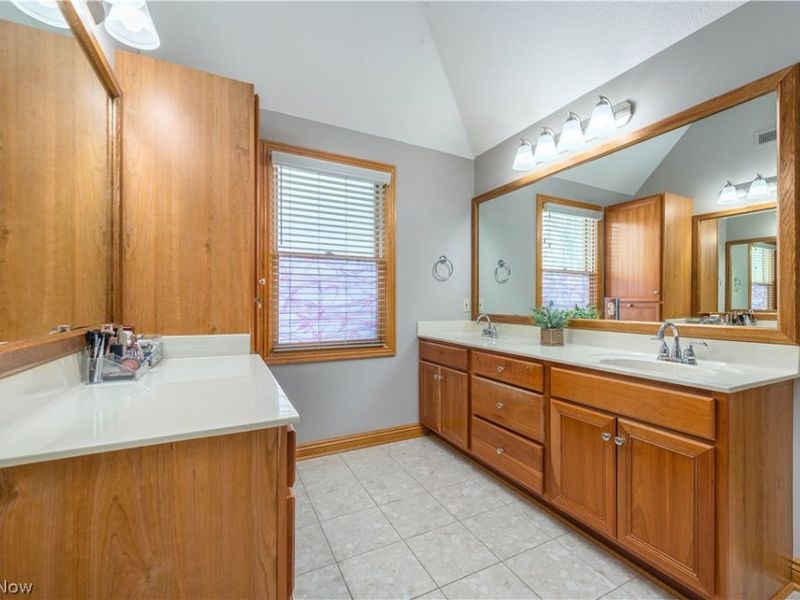 5219 Waterbridge Drive, North Royalton, OH 44133 Photo 19