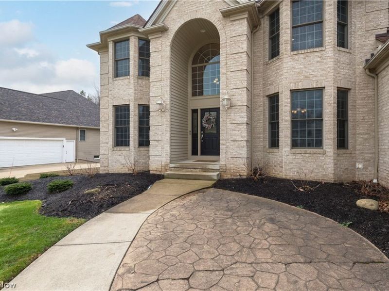 5219 Waterbridge Drive, North Royalton, OH 44133 Photo 3