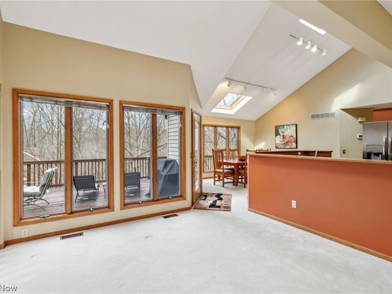 8442 Settlers Passage, Brecksville, OH 44141 Photo 7