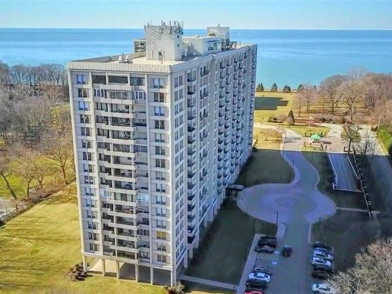 1 Bratenahl Place, Unit 1510, Bratenahl, OH 44108 Photo 1