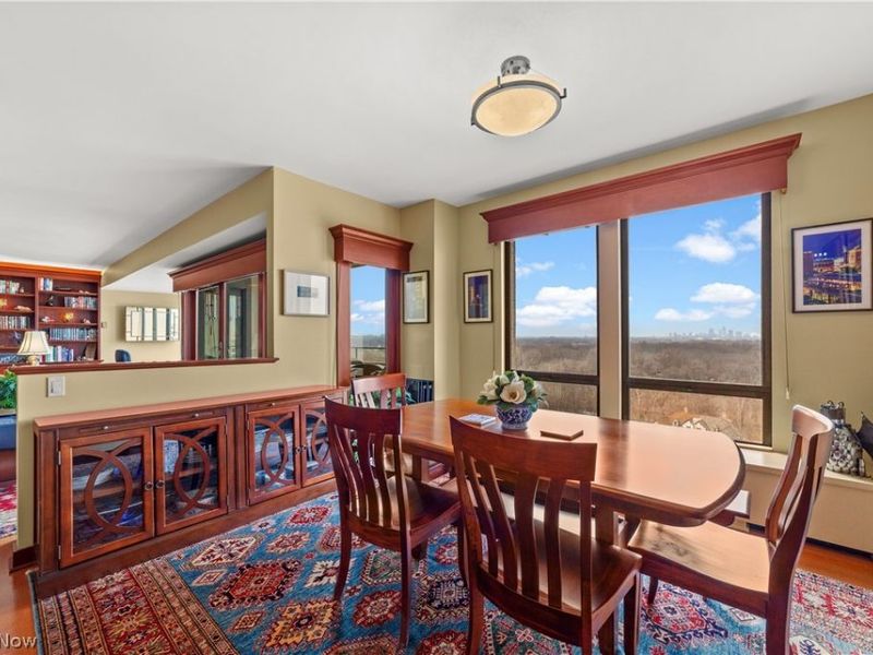 1 Bratenahl Place, Unit 1510, Bratenahl, OH 44108 Photo 13