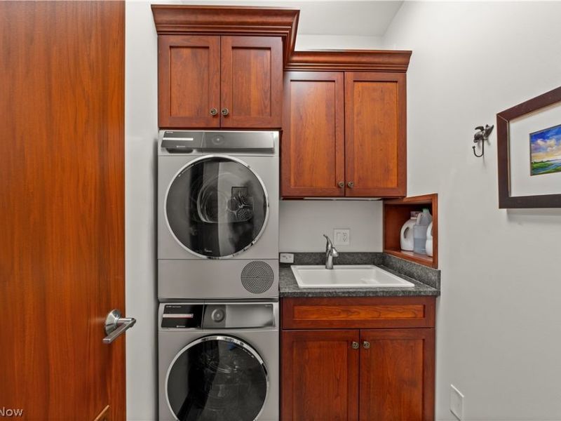 1 Bratenahl Place, Unit 1510, Bratenahl, OH 44108 Photo 17