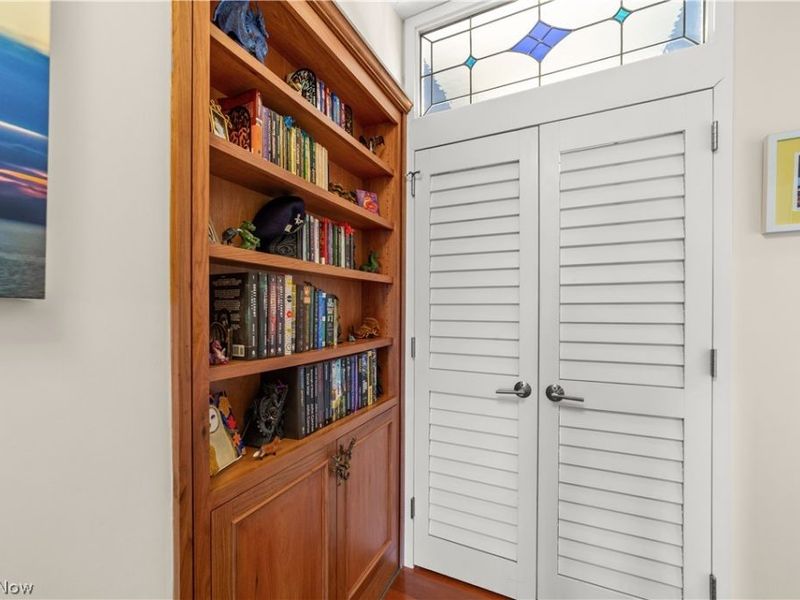 1 Bratenahl Place, Unit 1510, Bratenahl, OH 44108 Photo 25