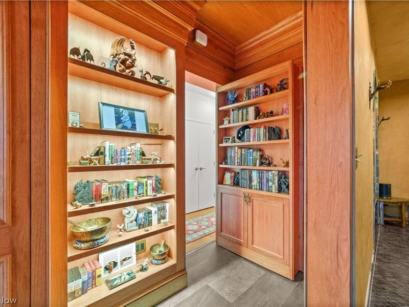 1 Bratenahl Place, Unit 1510, Bratenahl, OH 44108 Photo 27