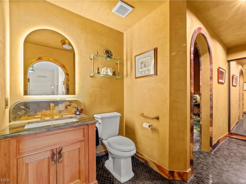 1 Bratenahl Place, Unit 1510, Bratenahl, OH 44108 Photo 29