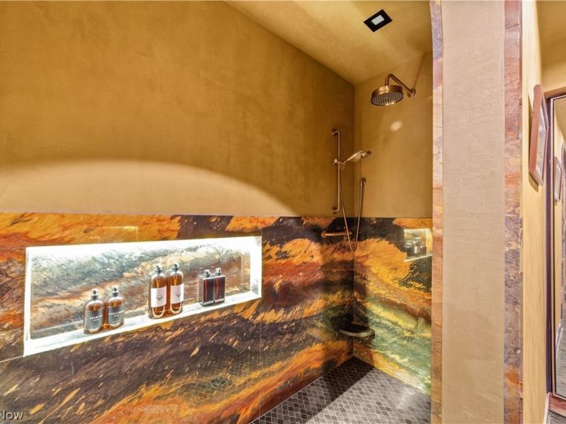 1 Bratenahl Place, Unit 1510, Bratenahl, OH 44108 Photo 31