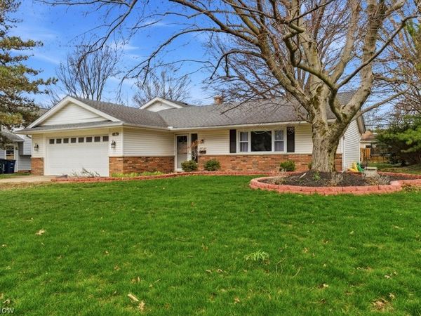 4839 Hartley Drive, Lyndhurst, OH 44124