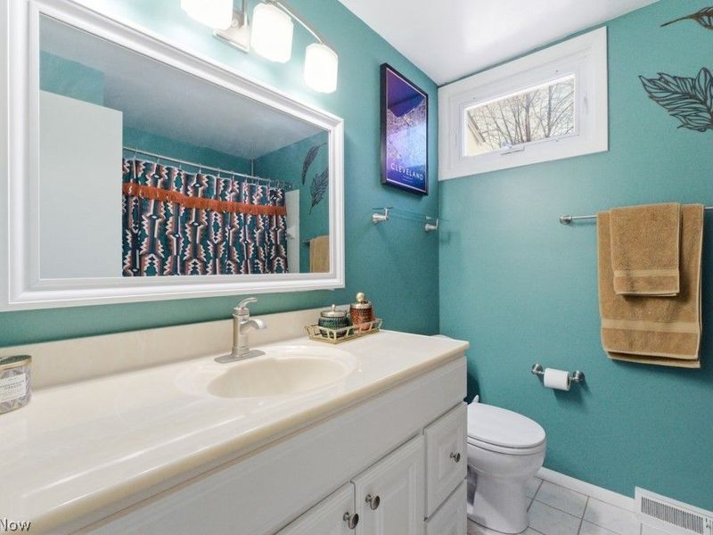 4839 Hartley Drive, Lyndhurst, OH 44124 Photo 19