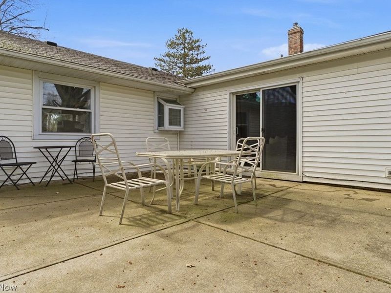 4839 Hartley Drive, Lyndhurst, OH 44124 Photo 23