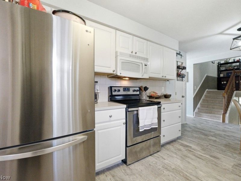 4839 Hartley Drive, Lyndhurst, OH 44124 Photo 6