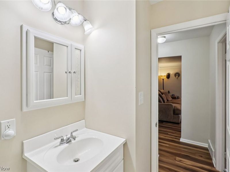 10951 Sharon Drive, Parma, OH 44130 Photo 18