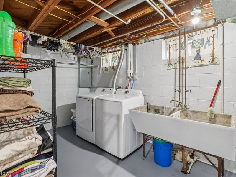 10951 Sharon Drive, Parma, OH 44130 Photo 22