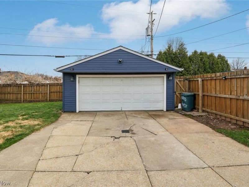 10951 Sharon Drive, Parma, OH 44130 Photo 27