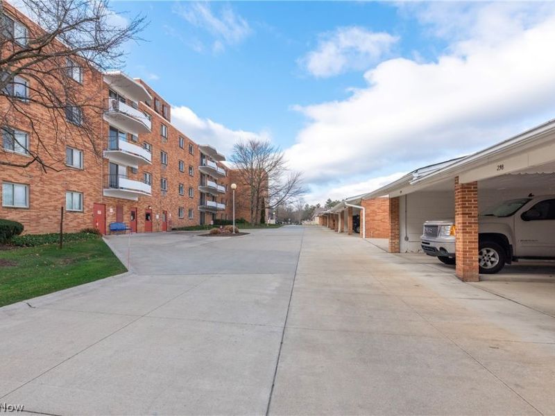 521 Tollis Pky, Unit 298, Broadview Heights, OH 44147 Photo 28