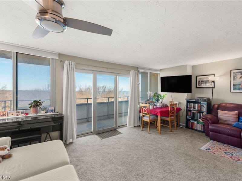 12900 Lake Avenue, Unit 1016, Lakewood, OH 44107 Photo 6