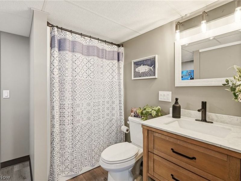 213 Cherry Lane, Seven Hills, OH 44131 Photo 18