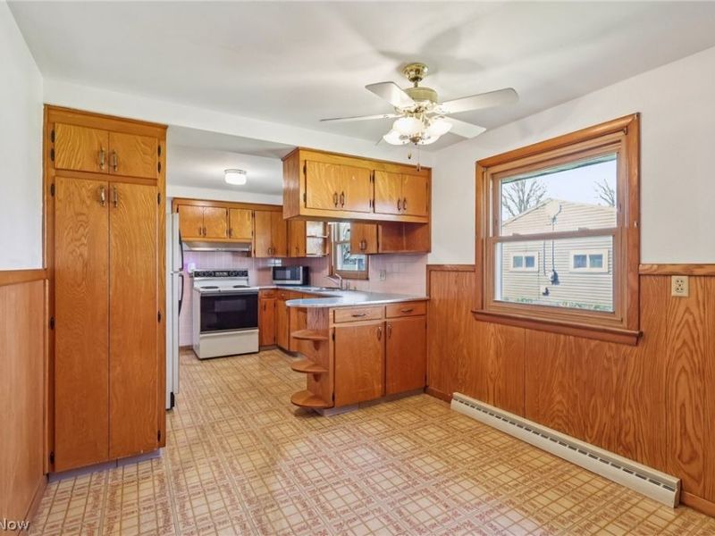 432 35th Street SW, Barberton, OH 44203 Photo 14