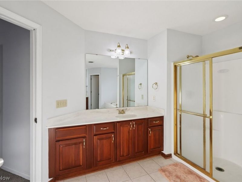 12649 Fieldstone Point, Strongsville, OH 44149 Photo 36