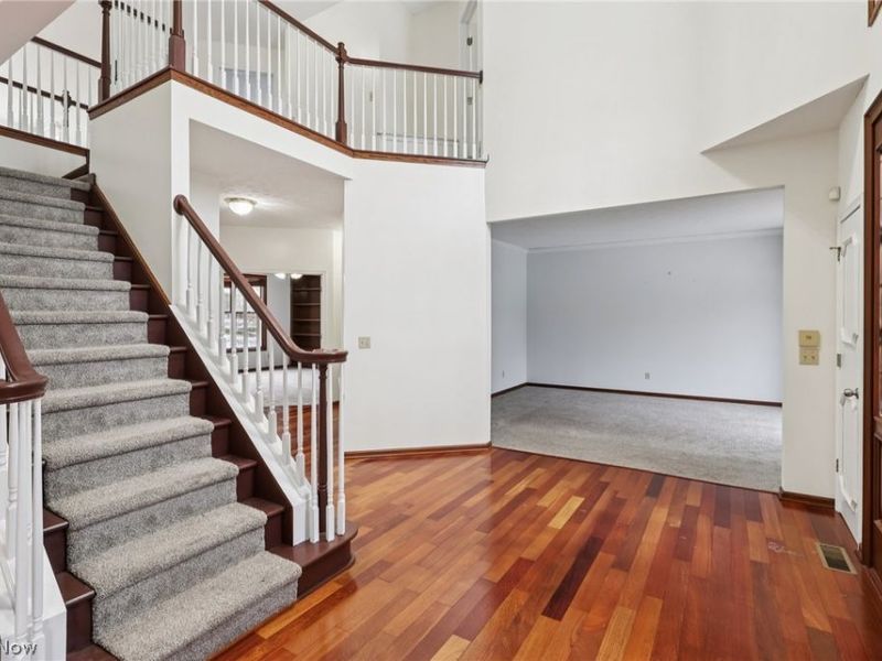 12649 Fieldstone Point, Strongsville, OH 44149 Photo 5