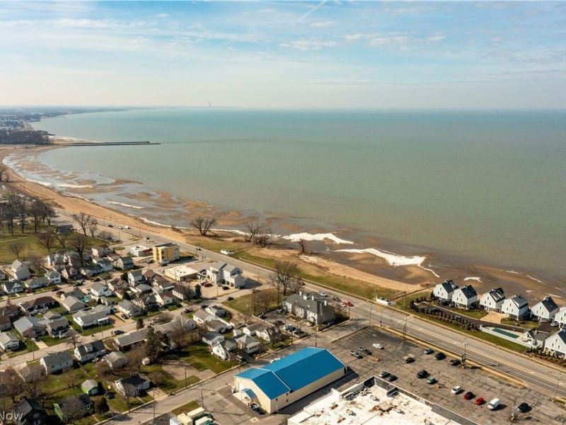 1506 E Perry Street, Port Clinton, OH 43452 Photo 13