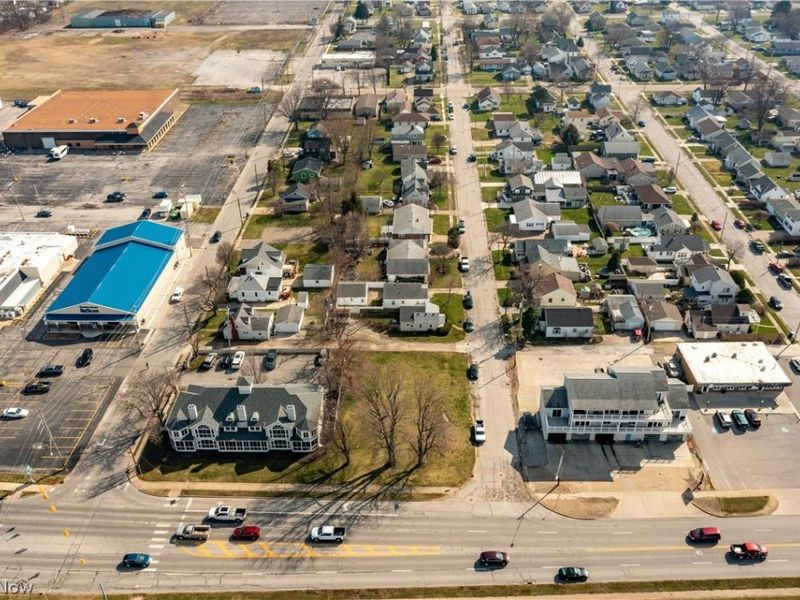 1506 E Perry Street, Port Clinton, OH 43452 Photo 4