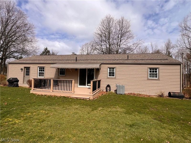 49231 England Drive, East Palestine, OH 44413 Photo 11