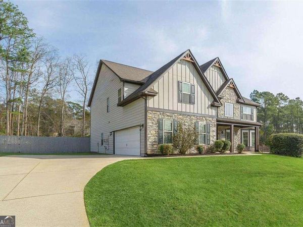 150 Bellemeade Court, Fayetteville, GA 30215